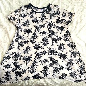 Lularoe top